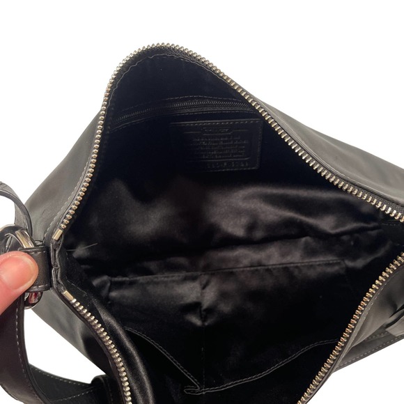 COACH PARK LEATHER DUFFLE - Picture 6 of 9